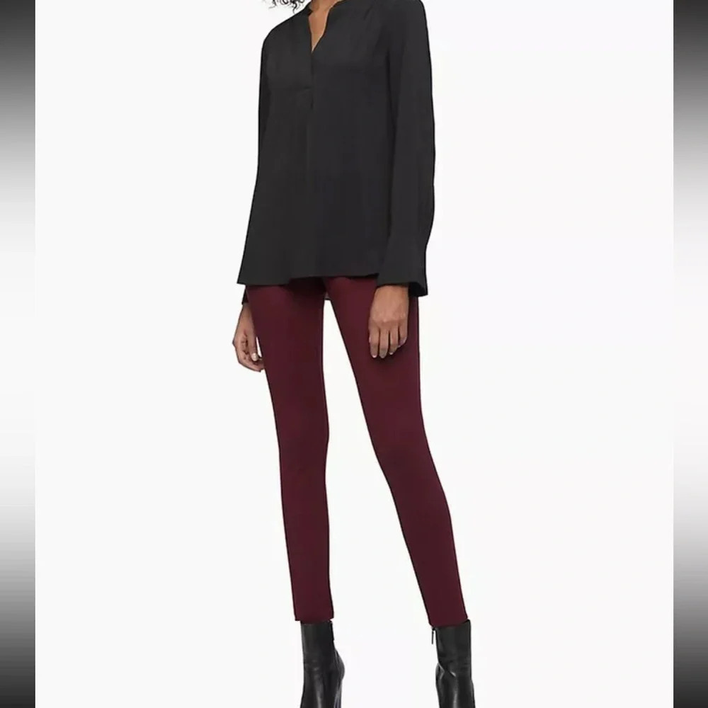 Calvin Klein 5 pocket  stretch straight leg Pants Size 2 burgundy